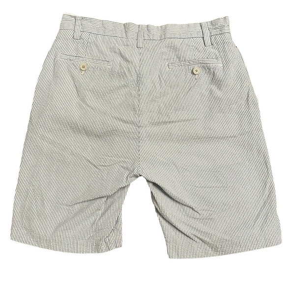 Nautica Seersucker Shorts Blue and White Striped A Bit Trimmer Fit Style Size 30 - Picture 2 of 11